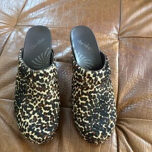 Dansko women’s size 40